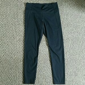 Under Armour Yoga leggings size Large